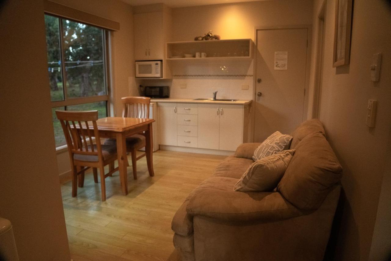 Вилла Waterfront Retreat At Wattle Point Forge Creek Экстерьер фото