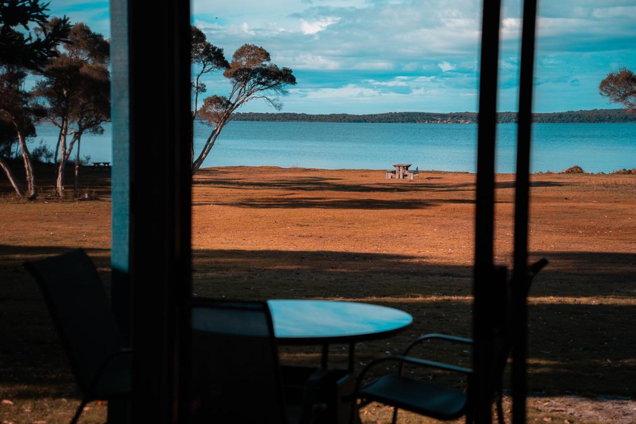 Вилла Waterfront Retreat At Wattle Point Forge Creek Экстерьер фото